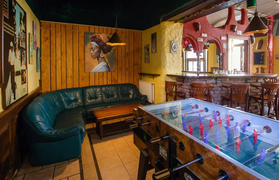 Cuba Bar & Hostel-1
